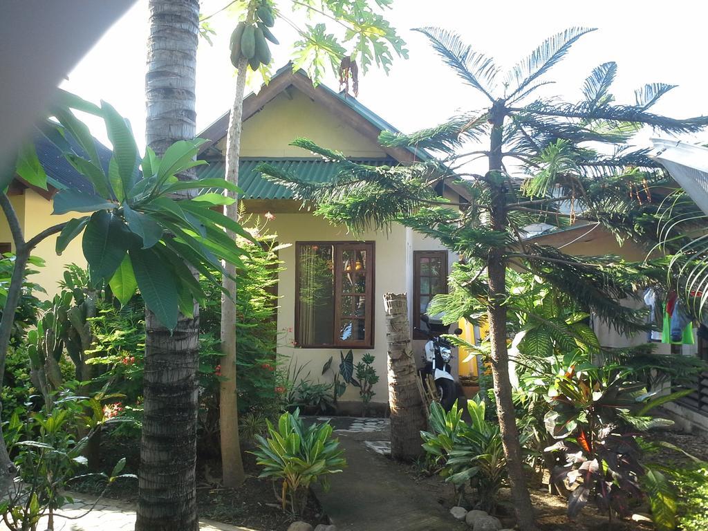 Arnel Bungalows Senggigi Dış mekan fotoğraf